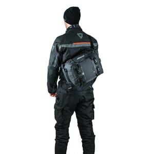 KUSC20_Rel us-20-shoulder-cmyk w.jpg