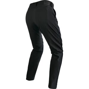 55-SUMN26_Rel SUM-AIR-MAN-BACK.jpg