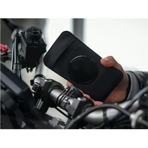 2-MOTO_Rel 2-MOTO SILICONE STRAP.jpg